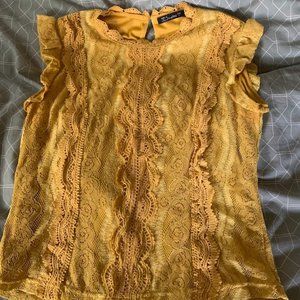 Yellow sleeveless lace top